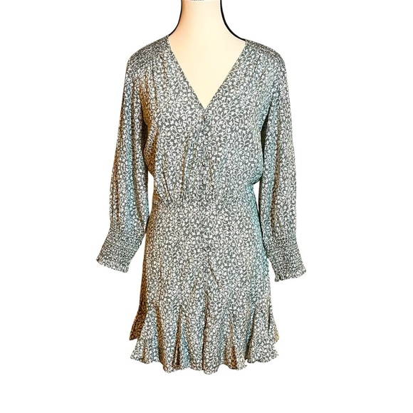 Veronica Beard Desio V-Neck Mini Dress Womens Size 2 Green Silk Smocked - Picture 1 of 9